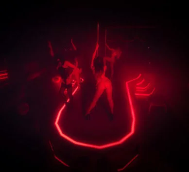 Red Broom — танцовщица 11